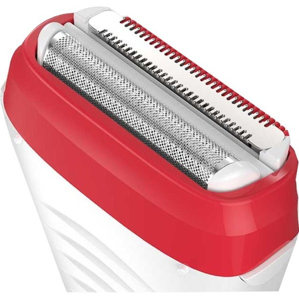 Remington Smooth & Silky Battery-Powered Shaver