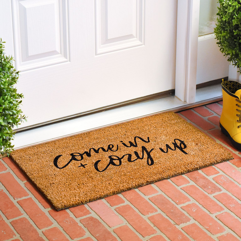 Calloway Mills Come in and Cozy Up Doormat