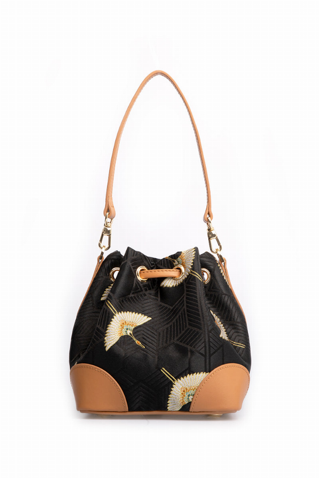 Aiviin | Wonder Woman Bucket Bag