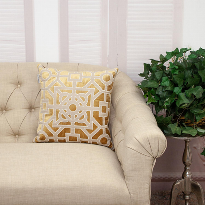 Parkland Collection Hazel Transitional Throw Pillow