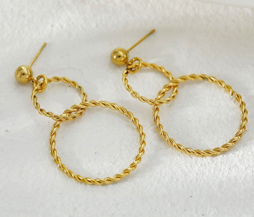 CIRCOLI Hoop Earrings