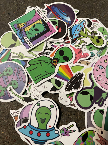 Alien stickers (Random)