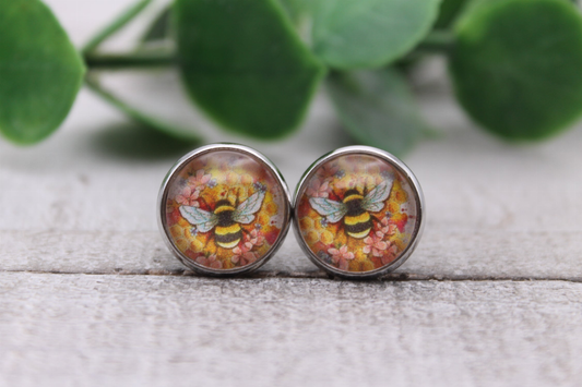 Floral Honeybee || Glass Stud Earrings || Hypoallergenic