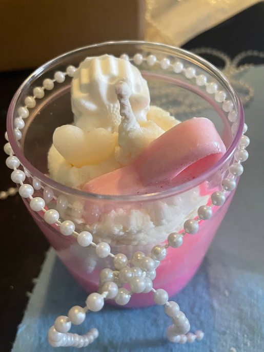 Breast Cancer Awareness Dessert Candle