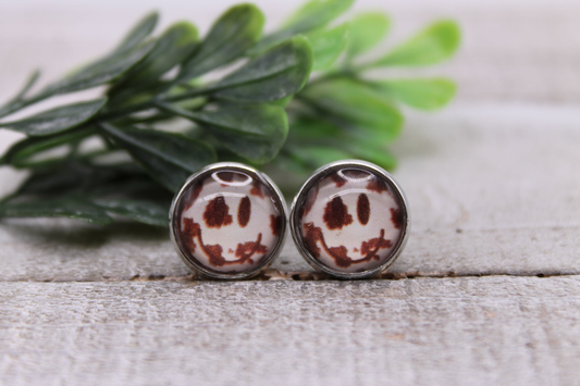 Cow Smiley Face || 12mm Glass Stud Earrings