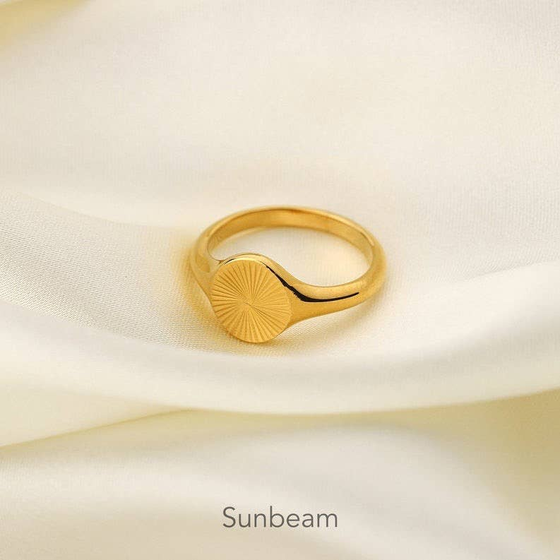 Sunbeam Signet Ring, 18k Gold Signet Ring, Oval Signet Ring