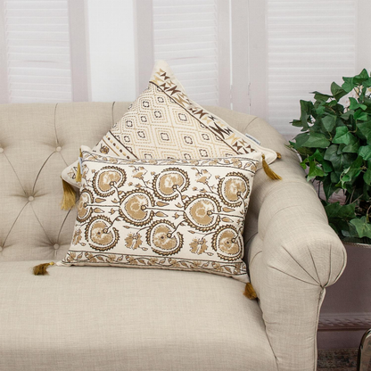 Parkland Collection Marjoram Transitional Beige & Gold Throw Pillow