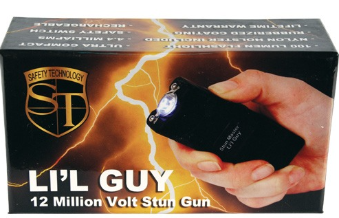 Stun Master Lil Guy 60,000,000 volts Stun Gun W/flashlight and Nylon Holster