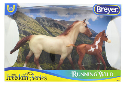 Breyer Classics 1/12 Model Horse Set - Running Wild