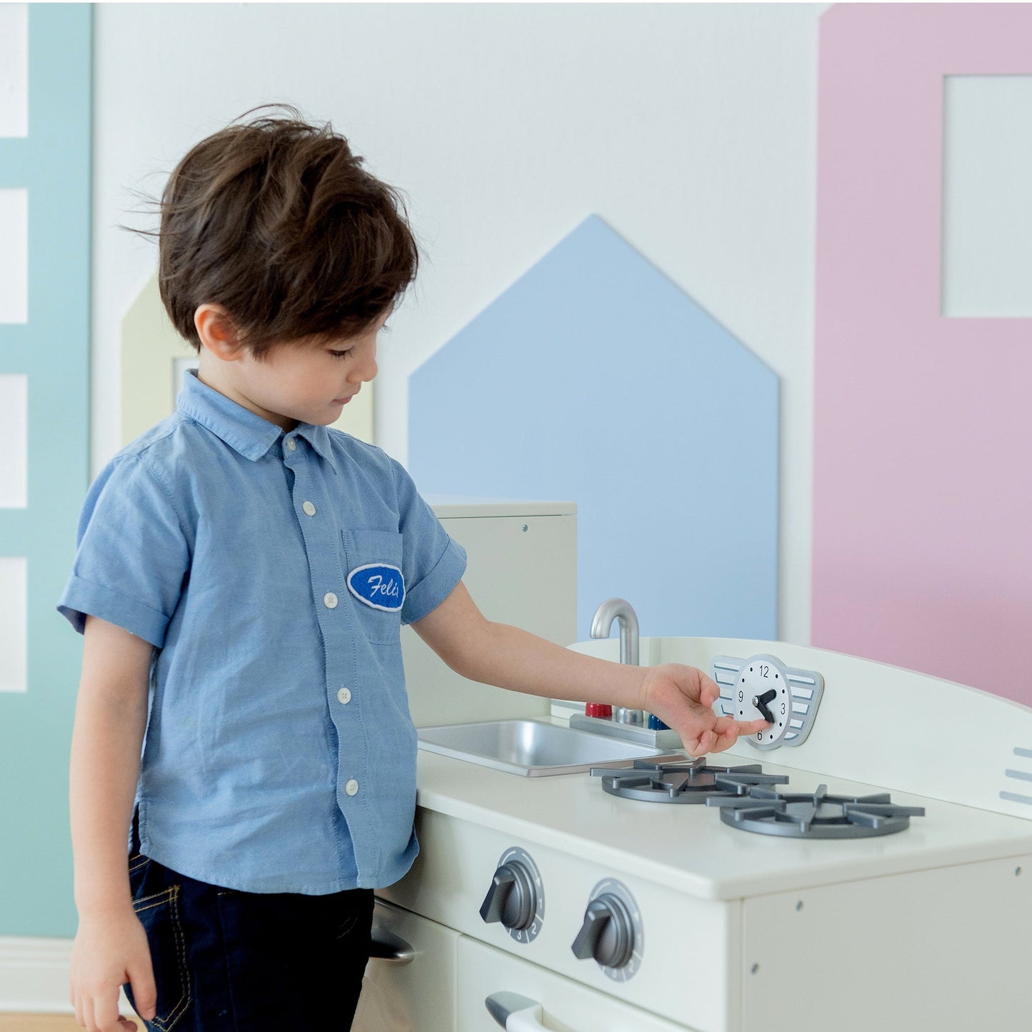 White Wooden Toy Kitchen with Fridge Freezer and Oven by TD-11413W