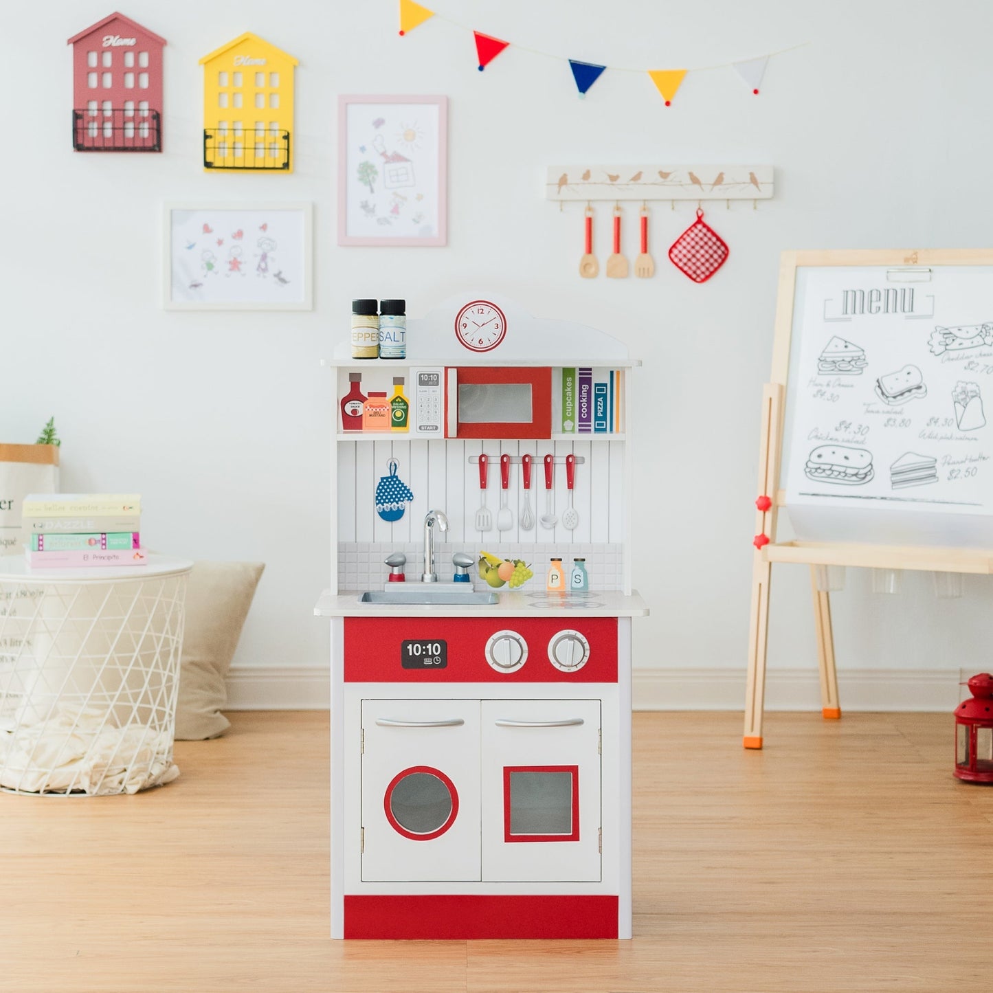 Wooden Kitchen Toy Kitchen With 2 Role Play Accessories TD-12385R