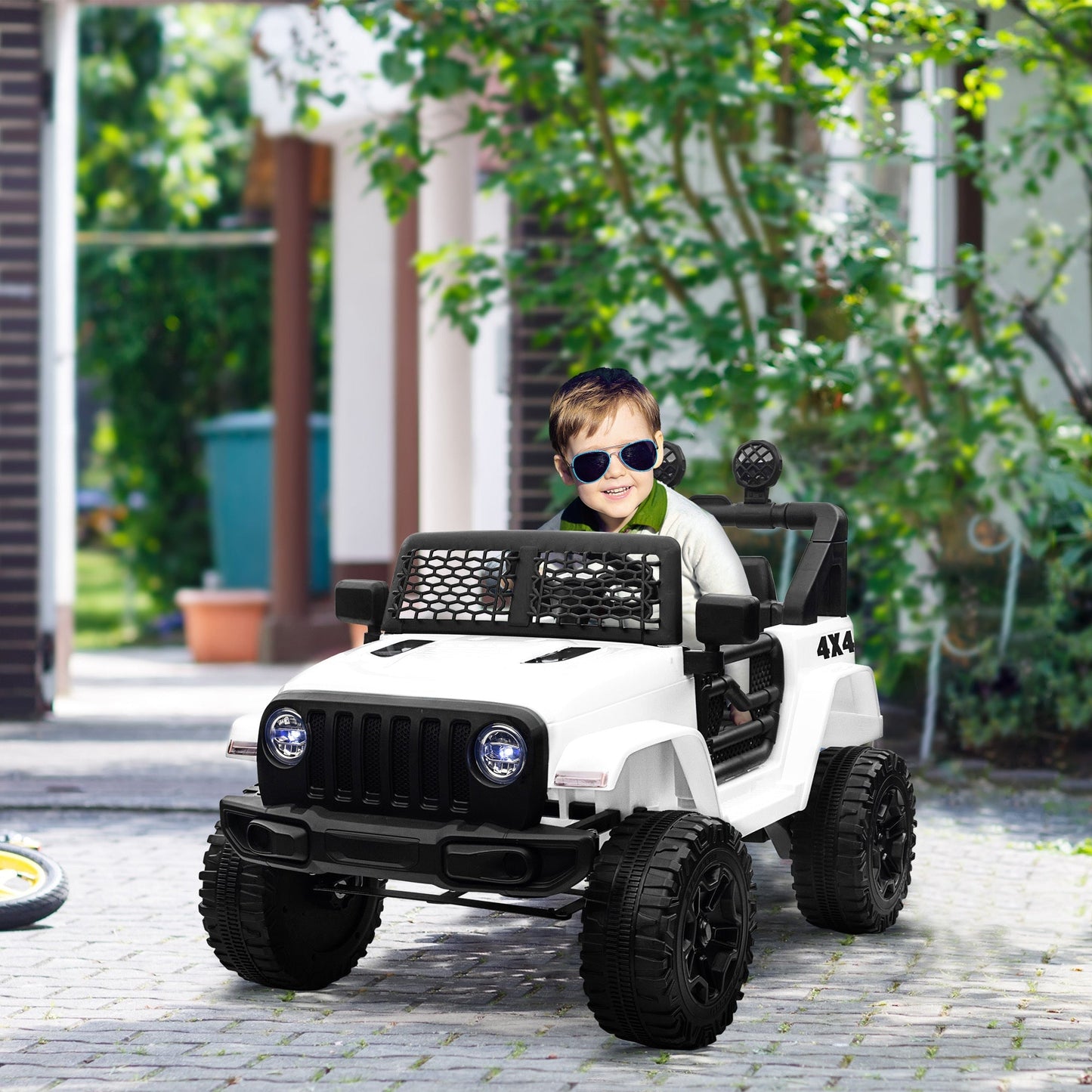 12V Kids Electric Ride On Car Truck Off-road Toy Remote Control White HOMCOM