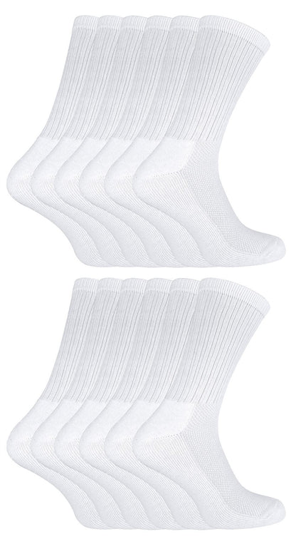 12 Pairs Bamboo Sport Socks (4-7 UK / White)