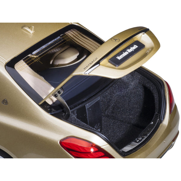 Mercedes Maybach S 600 Pullman Gold 1/18 Model Car by Autoart