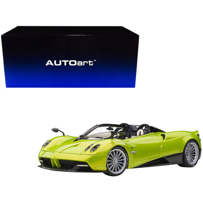 Pagani Huayra Roadster Verde Firenze Green Metallic and Carbon with Luggage Set 1/18 Model Car by Autoart