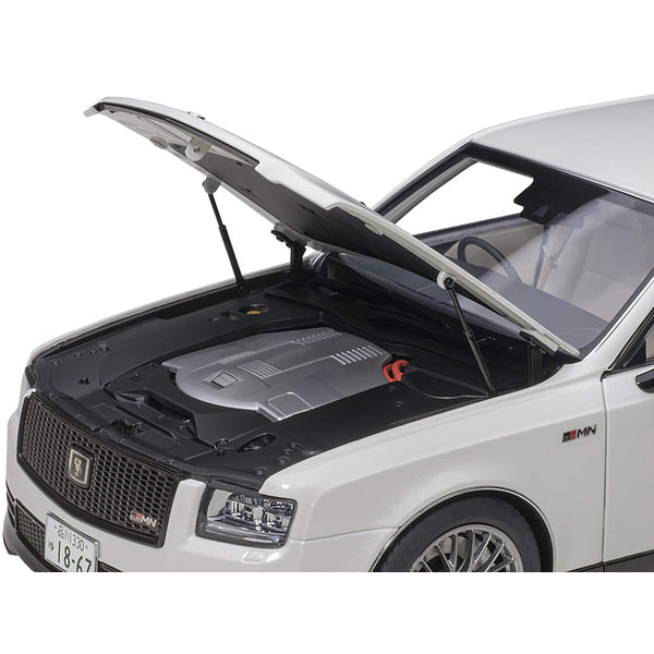 Toyota Century GRMN RHD (Right Hand Drive) Pearl White 1/18 Model Car by Autoart