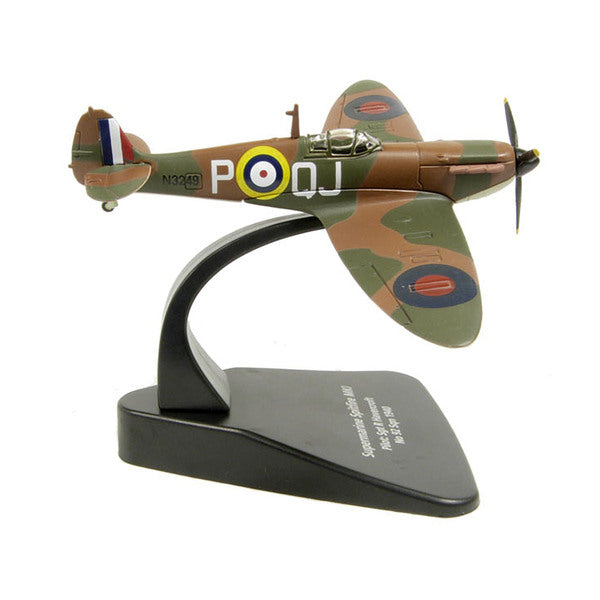 Supermarine Spitfire MK1 SGT R. Havercroft No 92 Sqn 1940 1/72 Diecast Model Airplane by Oxford Diecast