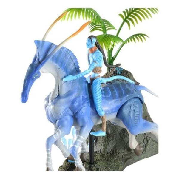 Avatar 1 World of Pandora Tsu'tey and Direhorse Medium Deluxe Action Figure