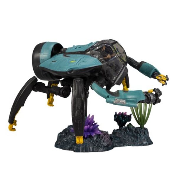 Avatar: The Way of Water World of Pandora CET-OPS Crabsuit Medium Deluxe Figure